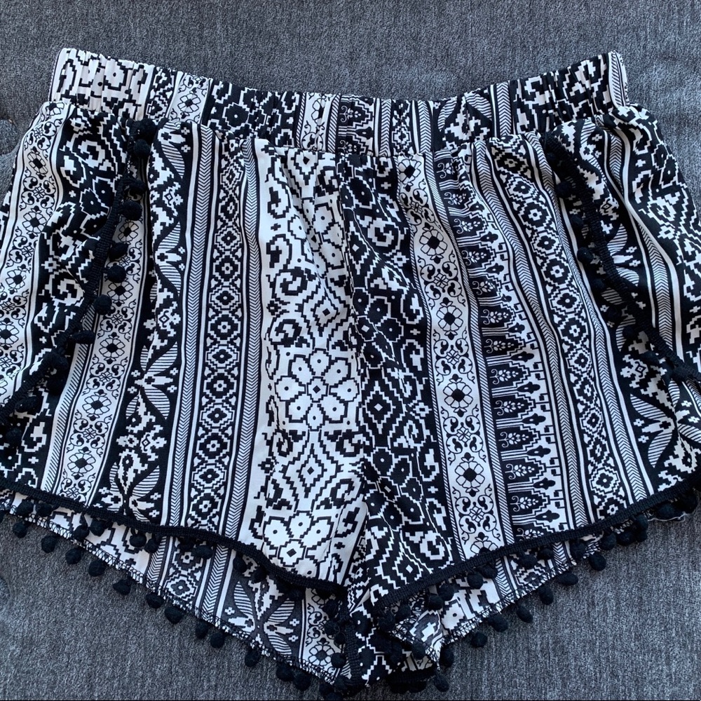 Silky shorts with Pom-Pom detailing